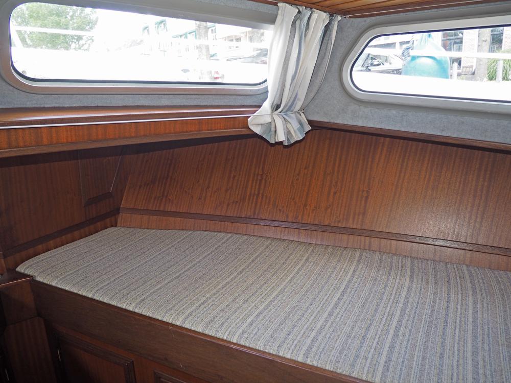 Fore ship, Accommodation